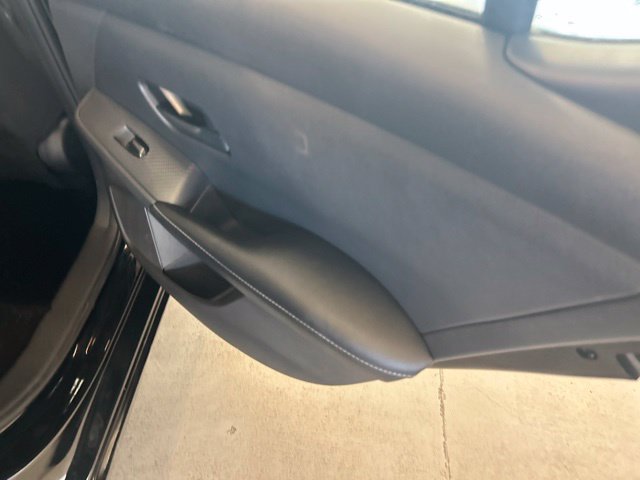 Used 2025 Nissan Sentra SV FWD image 28