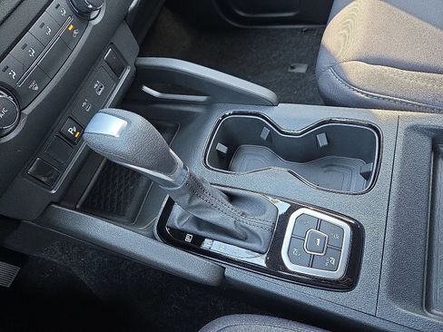 New 2026 Nissan Frontier SV w/ Tow Package image 25