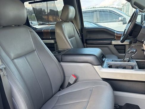 Used 2020 Ford F150 Lariat w/ Equipment Group 502A Luxury image 8