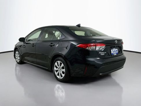 Used 2021 Toyota Corolla LE FWD image 5