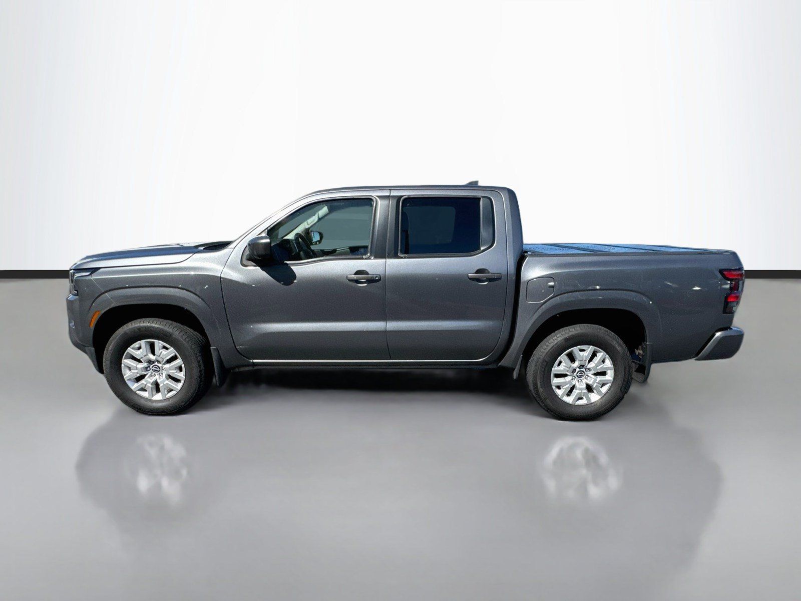 Used 2022 Nissan Frontier SV AWD/4WD image 4