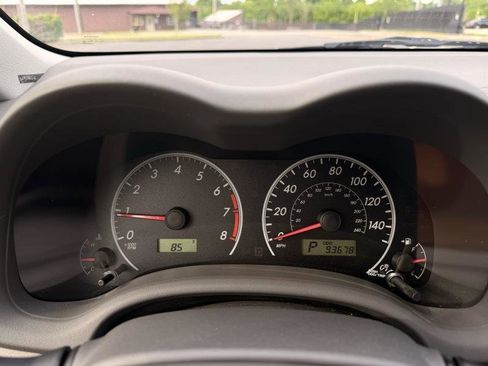 Used 2010 Toyota Corolla LE FWD image 14