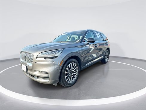 Used 2022 Lincoln Aviator Reserve image 5
