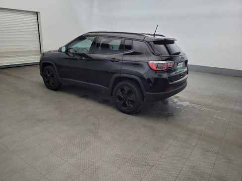Used 2018 Jeep Compass Latitude w/ Popular Equipment Group AWD/4WD image 3