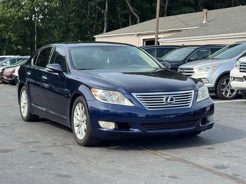 Used 2012 Lexus LS 460 AWD image 2