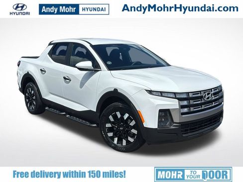 Used 2025 Hyundai Santa Cruz SE AWD/4WD image 1