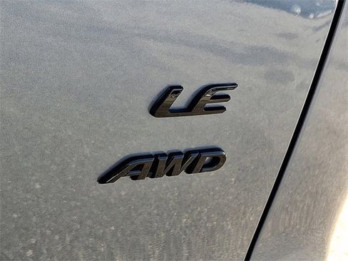 Certified 2025 Toyota Corolla Cross LE image 29