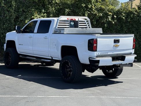 Used 2016 Chevrolet Silverado 2500 LT AWD/4WD image 5