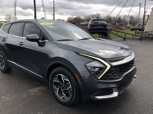 Used 2023 Kia Sportage LX image 7