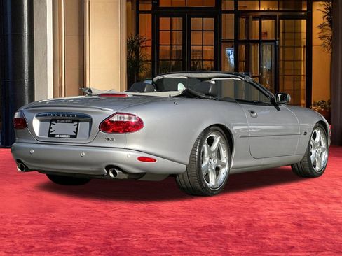 Used 2001 Jaguar XKR Supercharged Silverstone image 10