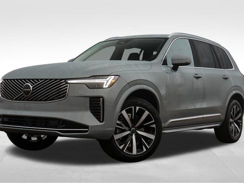 New 2026 Volvo XC90 B5 Core image 1