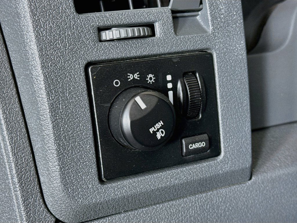 Used 2007 Dodge Ram 2500 Truck SLT AWD/4WD image 10