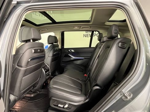 Used 2023 BMW X7 xDrive40i AWD/4WD image 22
