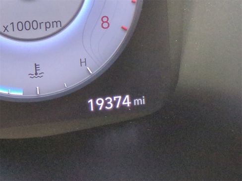 Certified 2023 Hyundai Santa Fe Limited image 37