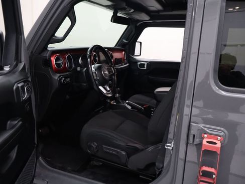 Used 2020 Jeep Wrangler Unlimited Rubicon AWD/4WD image 24
