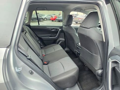 Used 2025 Toyota RAV4 XLE AWD/4WD image 14
