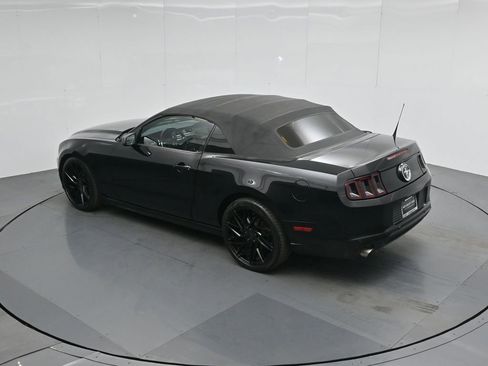 Used 2014 Ford Mustang Convertible w/ Equipment Group 102A image 37