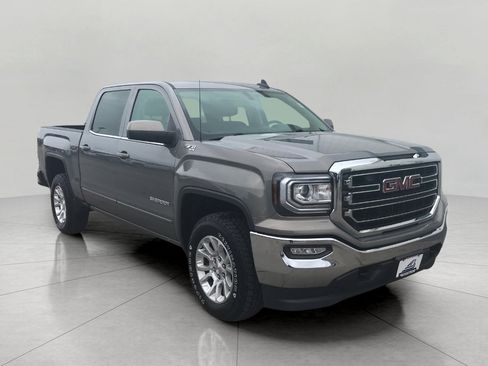 Used 2017 GMC Sierra 1500 SLE w/ SLE Value Package image 1