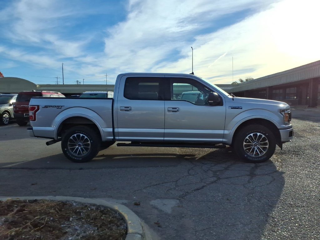 Used 2019 Ford F150 XLT w/ Equipment Group 302A Luxury AWD/4WD image 6
