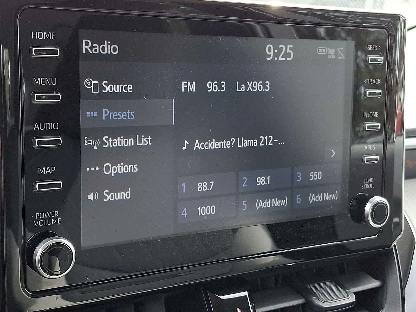 Used 2020 Toyota Corolla LE FWD image 14