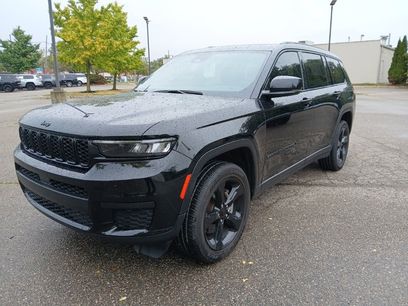 Used 2023 Jeep Grand Cherokee L Laredo