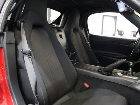 Used 2016 MAZDA MX-5 Miata Sport RWD image 21