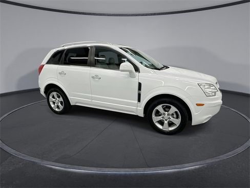 Used 2014 Chevrolet Captiva Sport LTZ image 2