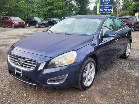 Used 2012 Volvo S60 T5 w/ Climate Pkg FWD image 4
