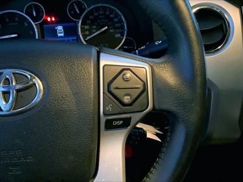 Used 2016 Toyota Tundra Limited image 24