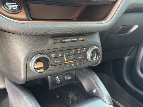 Used 2023 Ford Bronco Sport Outer Banks w/ Tech Package image 11