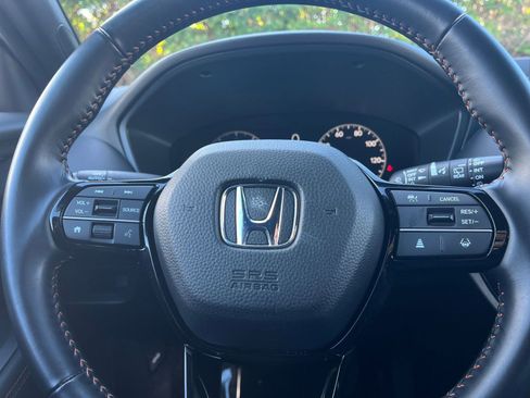 Used 2025 Honda HR-V Sport image 28