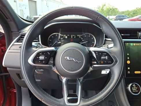 Used 2022 Jaguar F-PACE S image 19