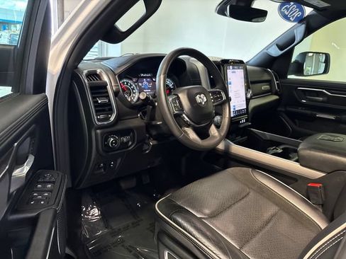 Used 2025 RAM 1500 Laramie AWD/4WD image 6