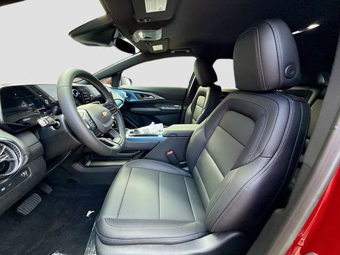 New 2026 Chevrolet Equinox EV LT image 22