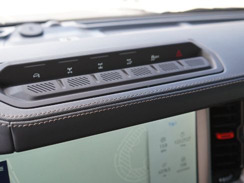 Used 2023 Ford Bronco Raptor image 24