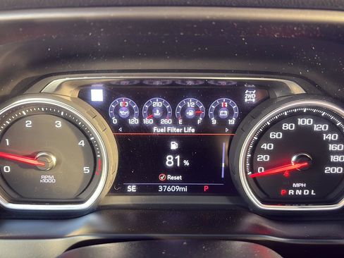 Used 2020 Chevrolet Silverado 2500 LTZ image 30