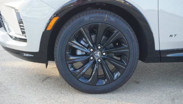 New 2026 Buick Envista Sport Touring w/ Studio Series FWD image 2