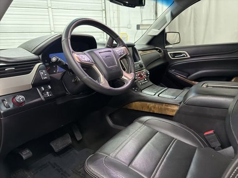 Used 2016 GMC Yukon Denali w/ Open Road Package image 13