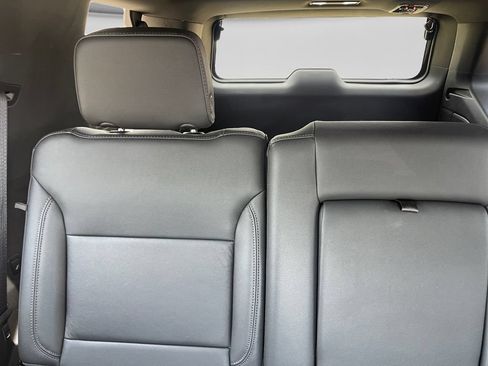 Used 2022 Chevrolet Tahoe LT w/ Luxury Package RWD image 25