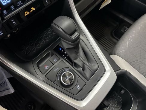 New 2025 Toyota RAV4 XLE w/ Convenience Package image 20