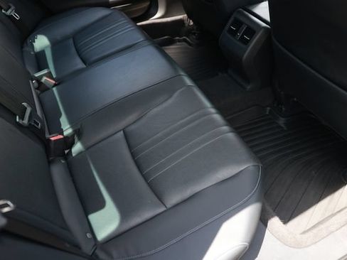 Used 2018 Honda Accord Touring image 15