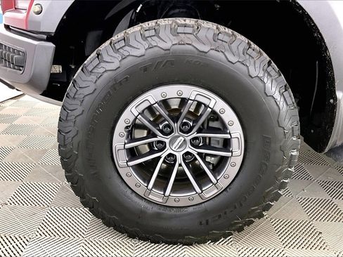 Certified 2019 Ford F150 Raptor w/ Equipment Group 802A Luxury image 7