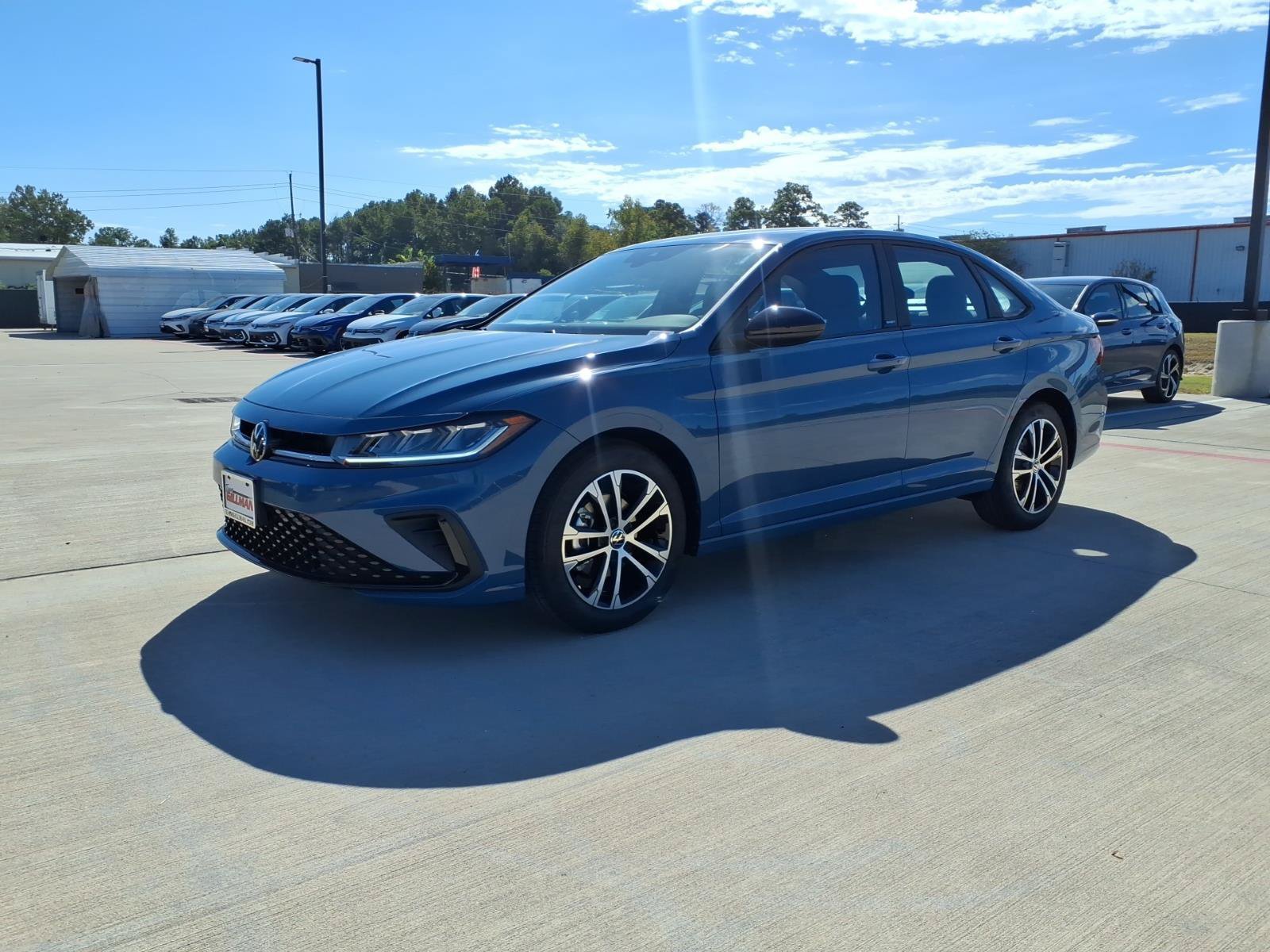 New 2027 Volkswagen Jetta Sport FWD image 2