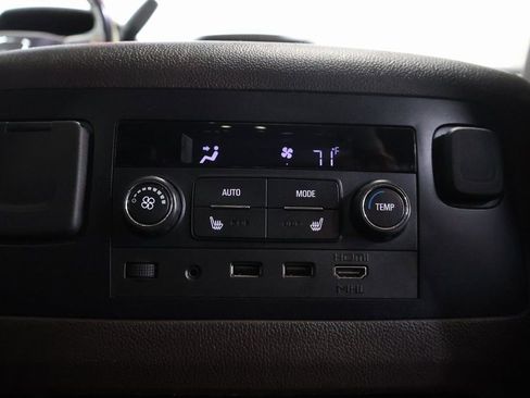 Used 2019 GMC Yukon Denali w/ Denali Ultimate Package image 25