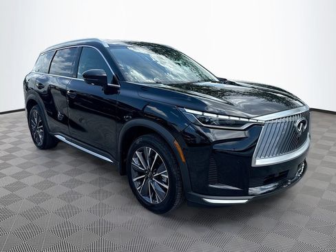Certified 2026 INFINITI QX60 Luxe w/ Cargo Package FWD image 4