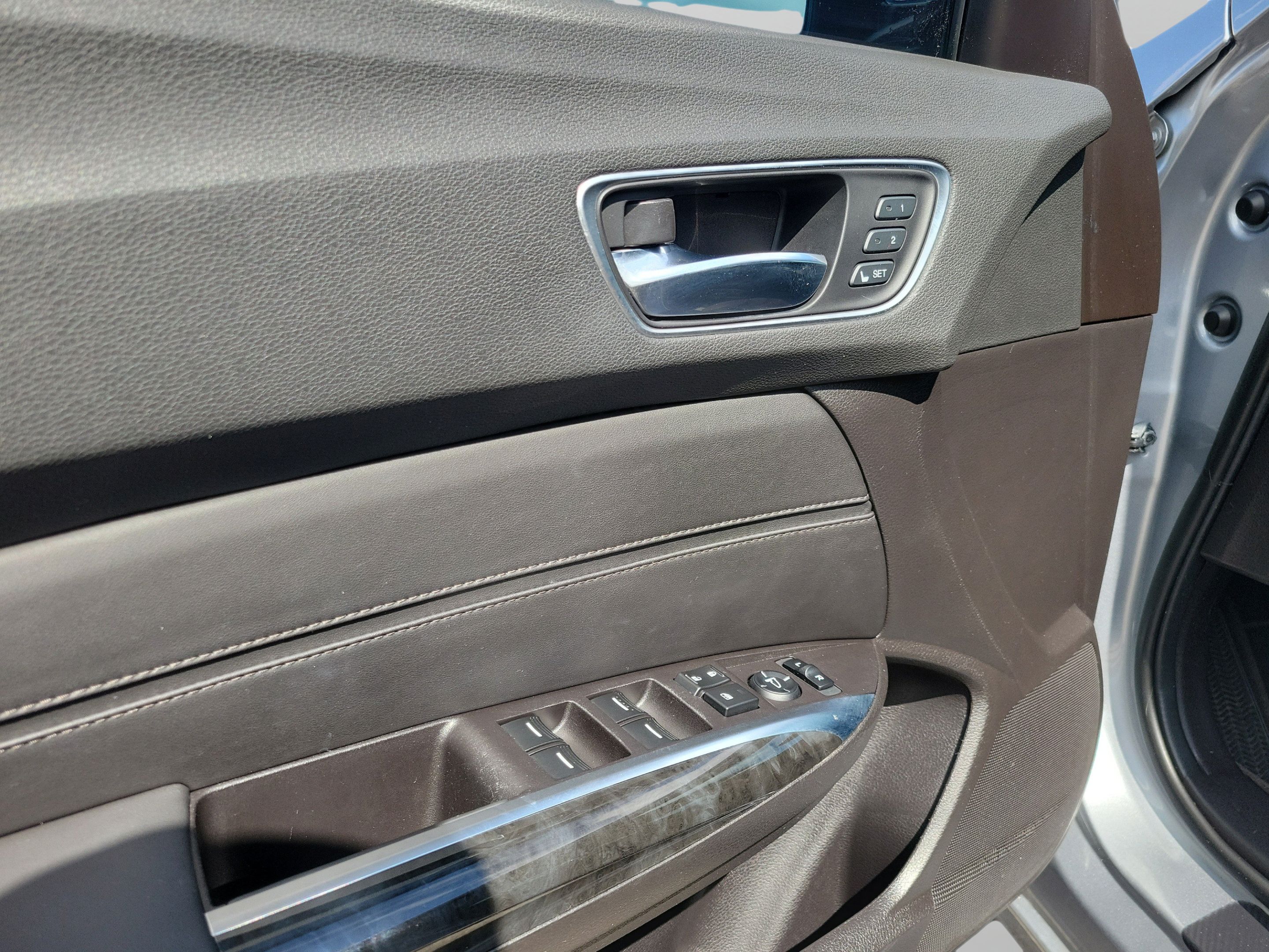 Used 2019 Acura TLX FWD image 15