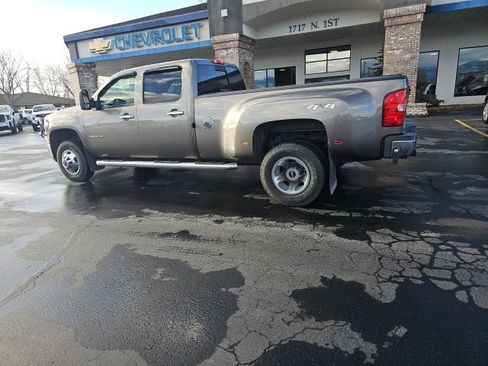 Used 2011 GMC Sierra 3500 SLT w/ SLT Convenience Package image 54
