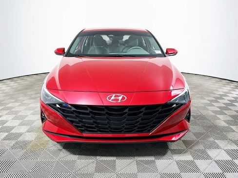 Used 2023 Hyundai Elantra SEL FWD image 8