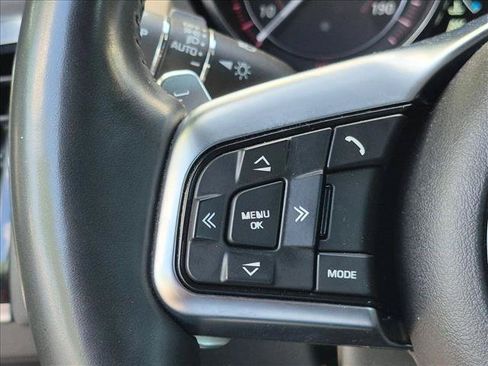 Used 2018 Jaguar F-TYPE R-Dynamic RWD image 11