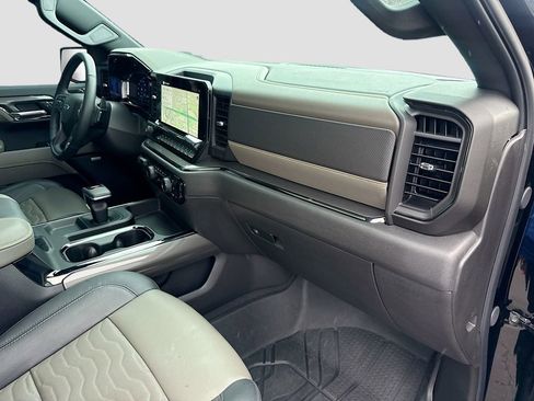 Used 2025 Chevrolet Silverado 1500 ZR2 w/ Technology Package AWD/4WD image 34